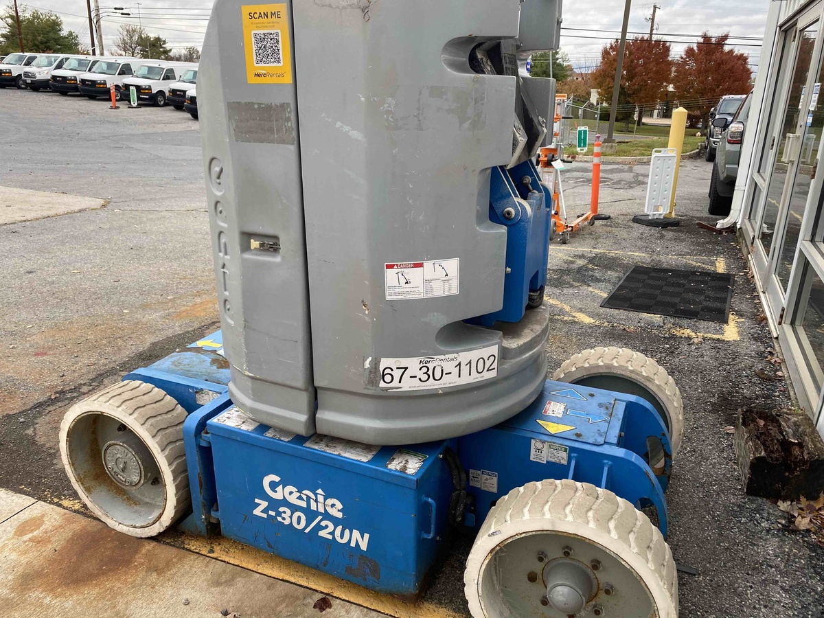 2017 Genie Z-30/20N RJ-3