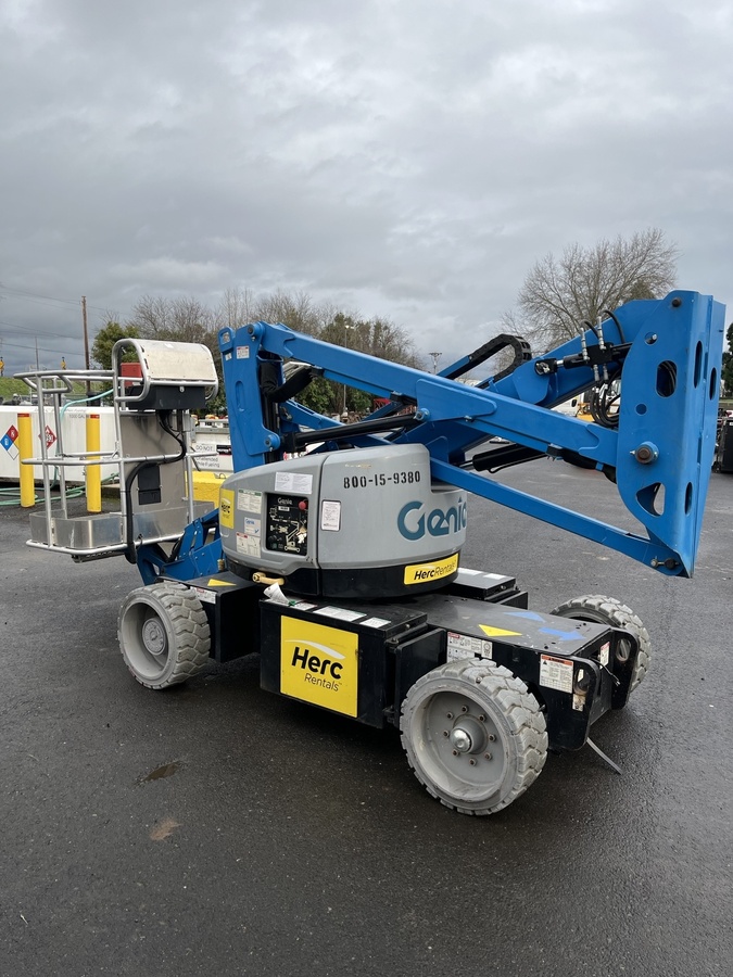 2017 Genie Z-33/18-2