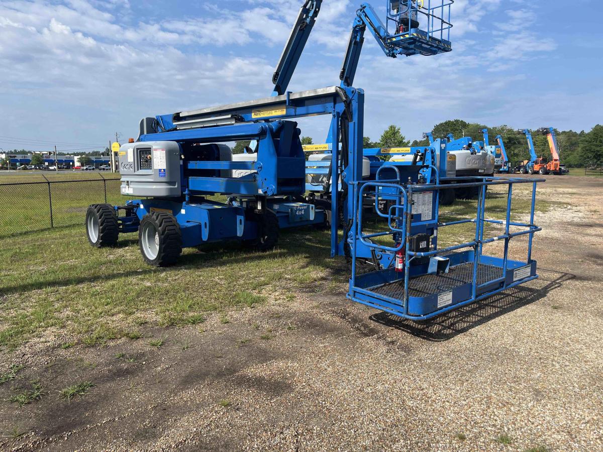 2011 Genie Z-60/34