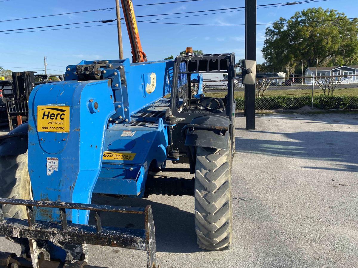 2018 Genie GTH 844