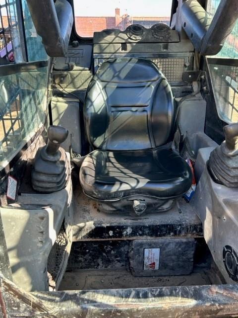 2016 Takeuchi TS70R