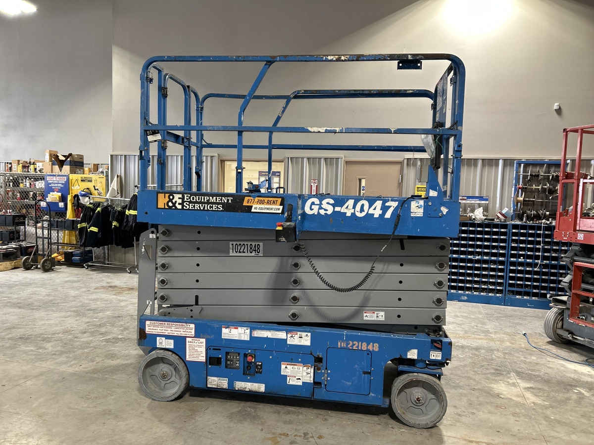 2017 Genie GS-4047-2