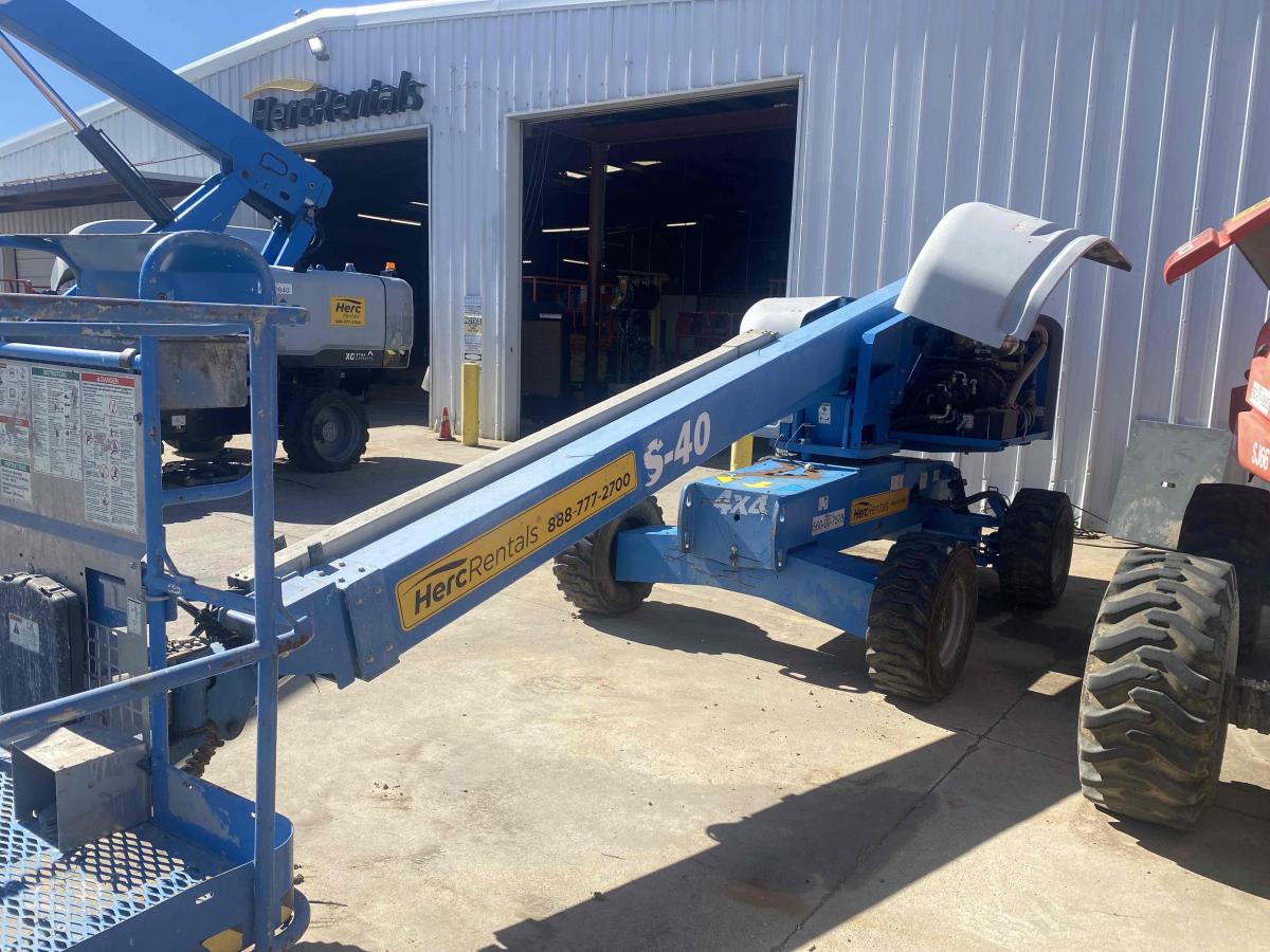 2016 Genie S-40