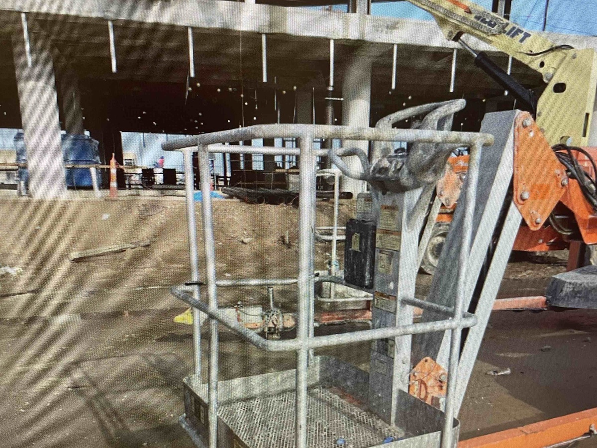 2019 JLG T500J-3