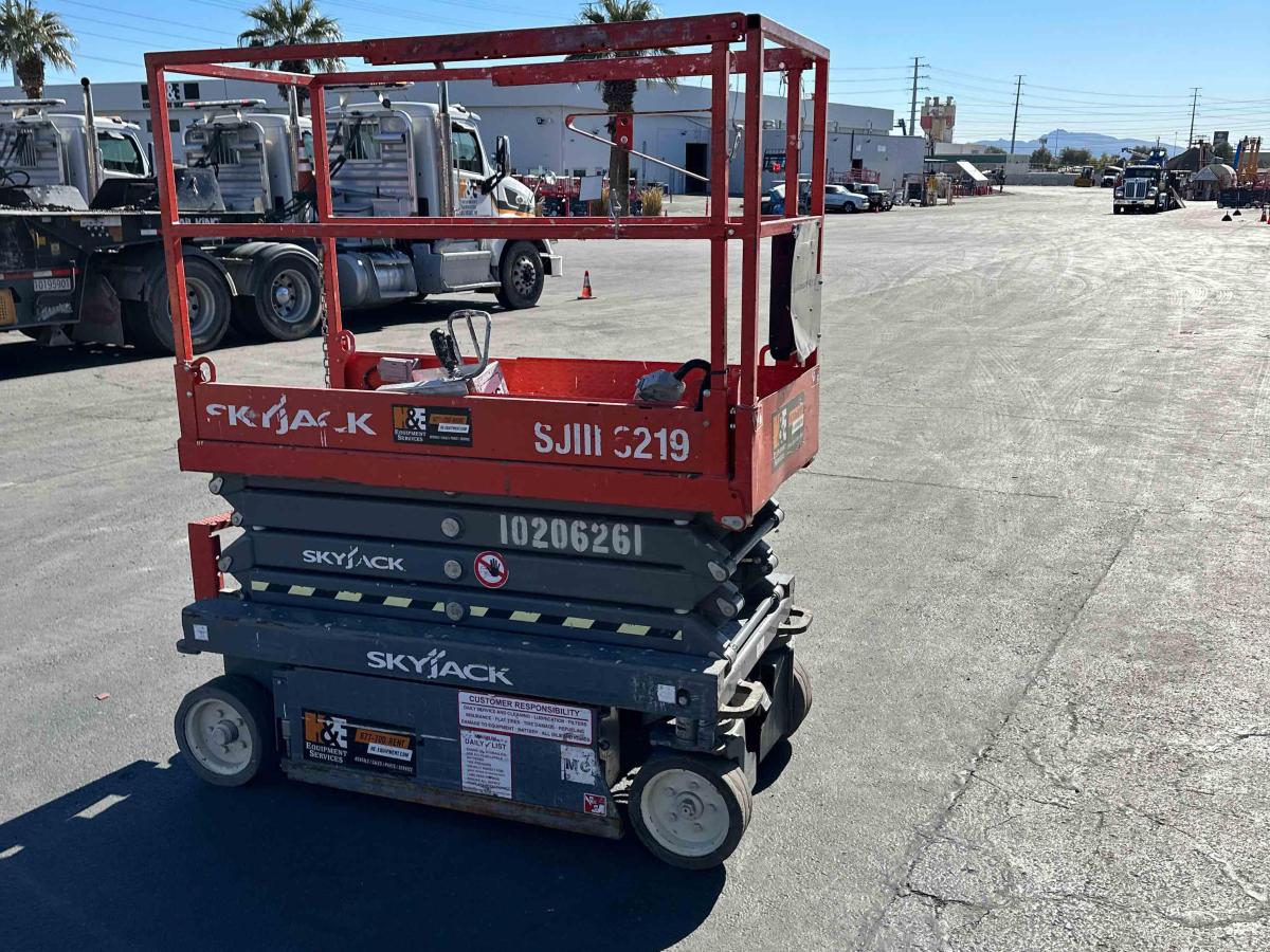 2016 Skyjack SJ3219