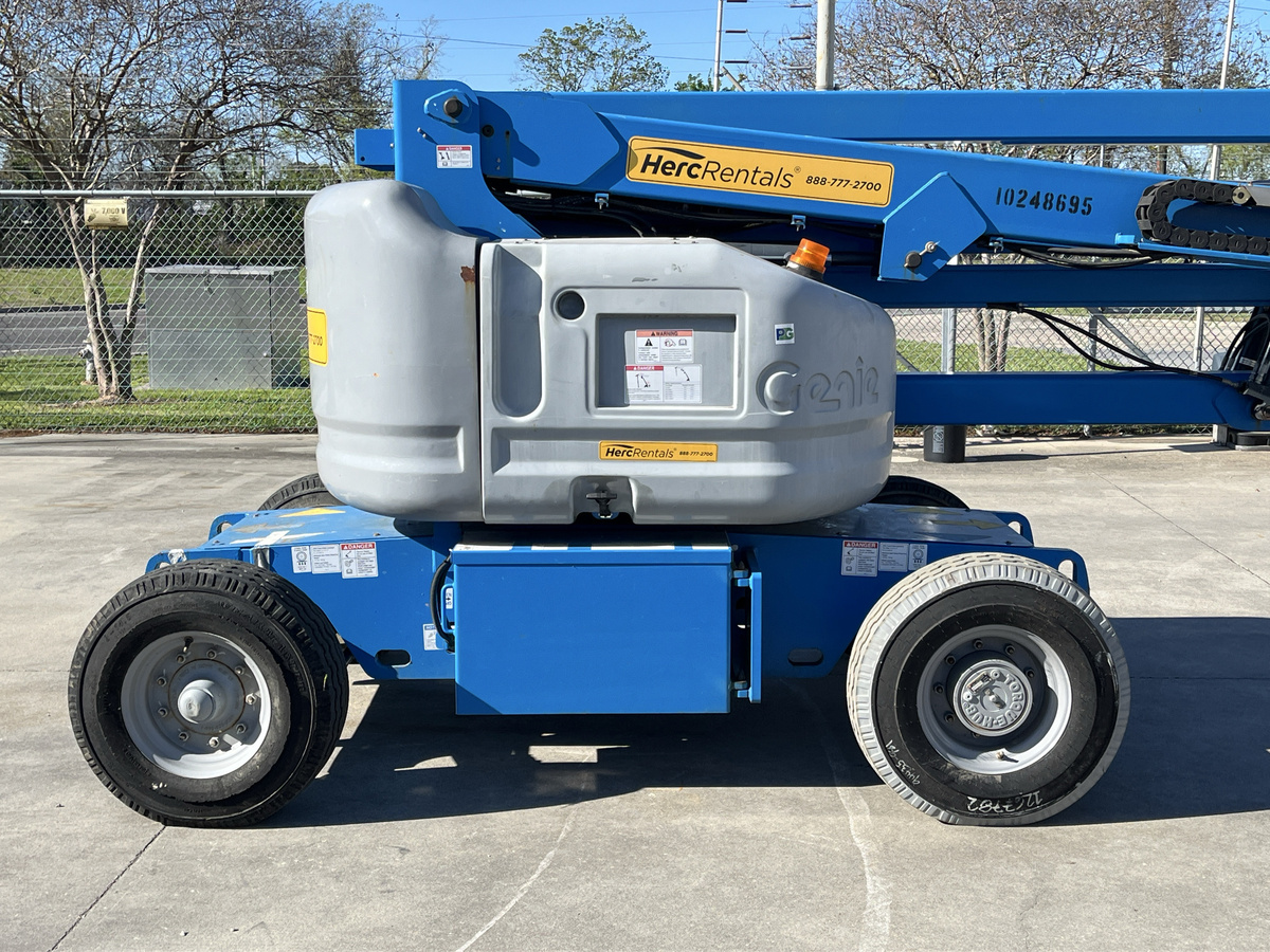 2018 Genie Z-45/25-4