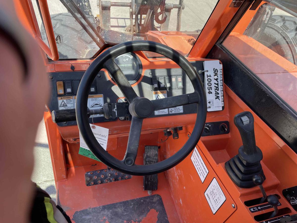 2018 SkyTrak 10054