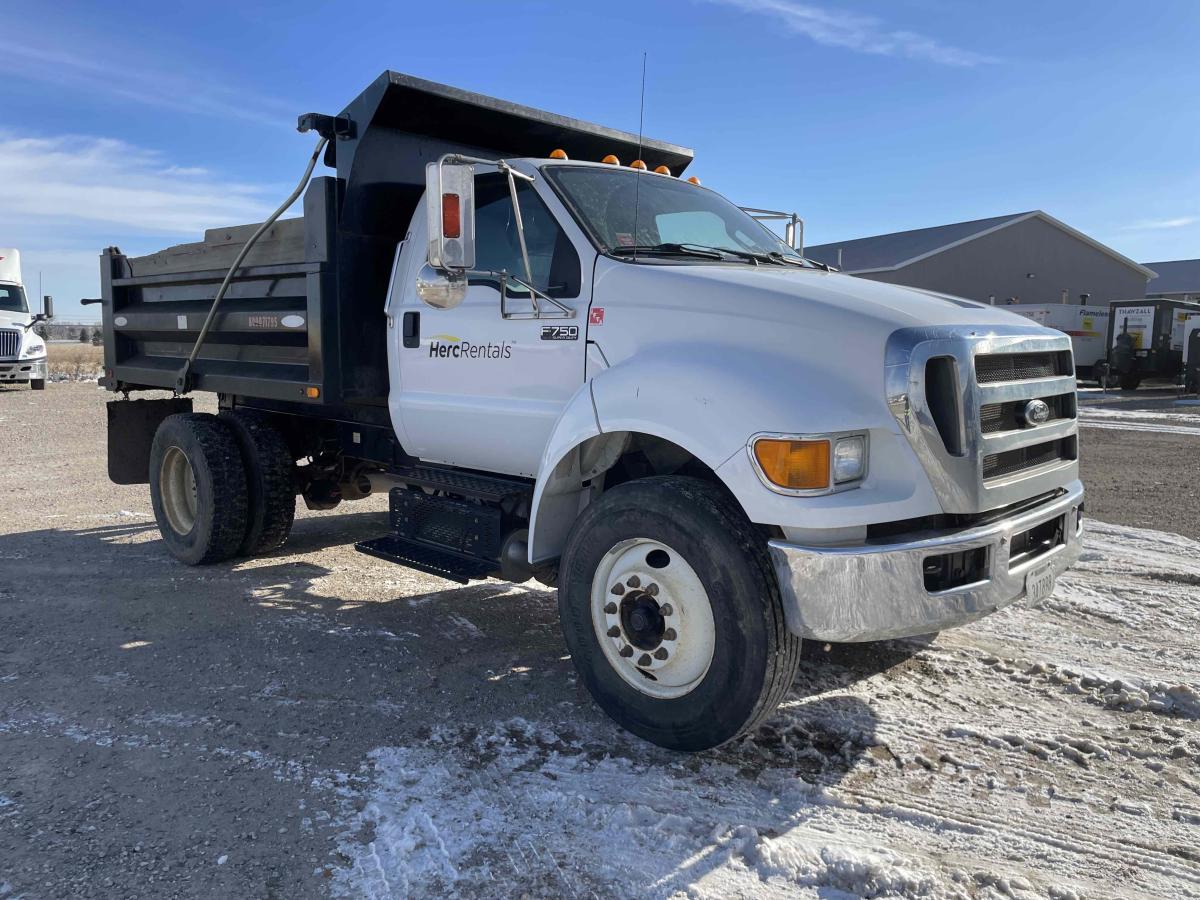 2015 Ford F750