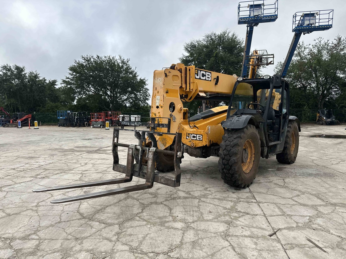 2019 JCB 507-42-1