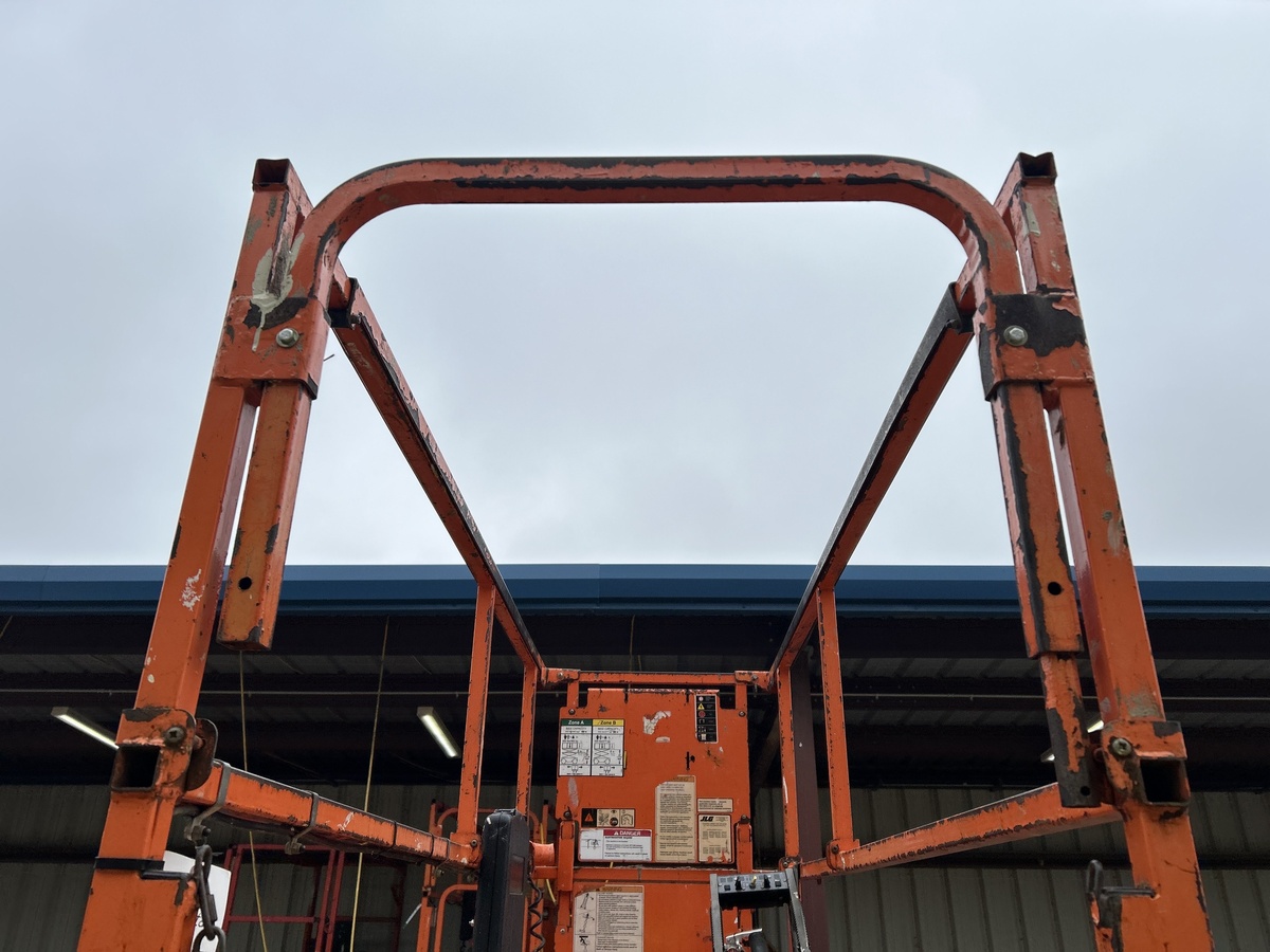 2018 JLG 2632ES-7