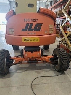 2017 JLG 450AJ-2
