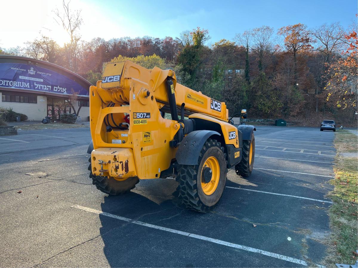 2019 JCB 507-42