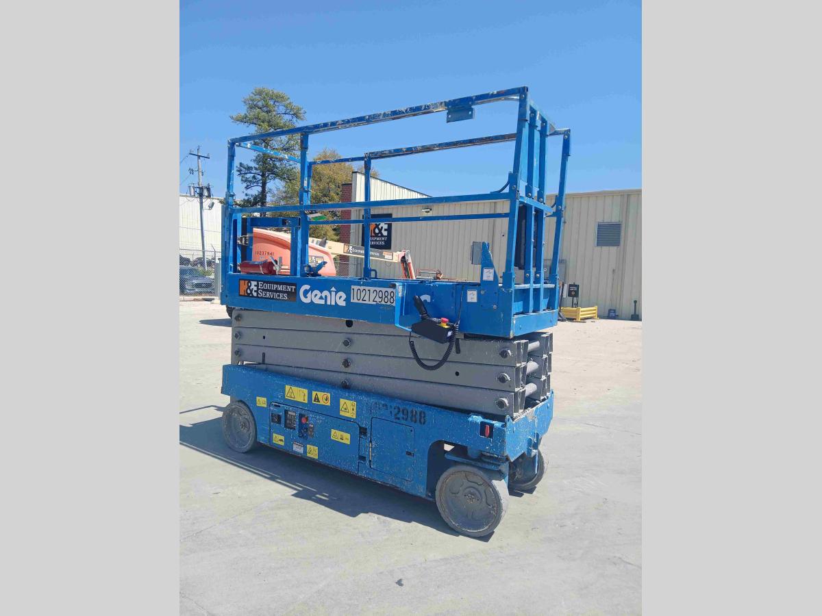 2017 Genie GS-2632
