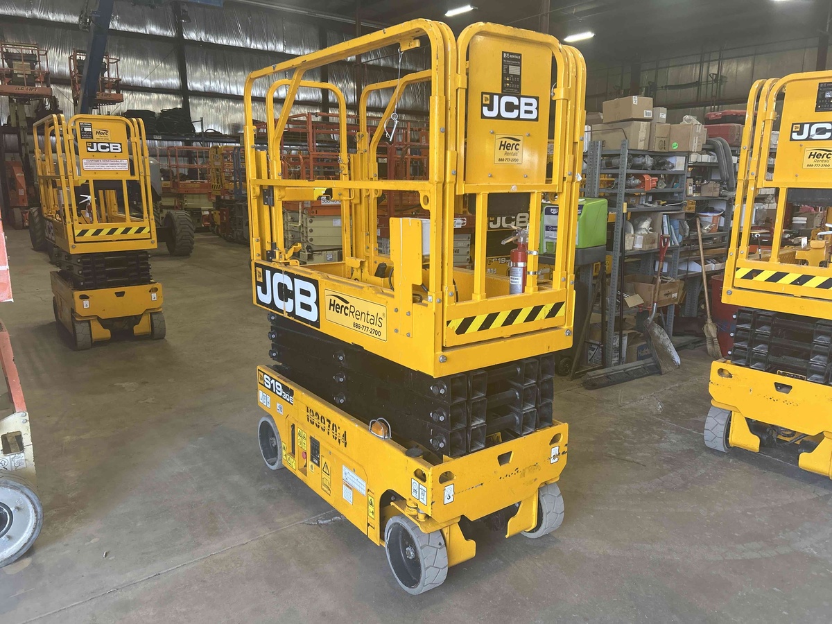 2022 JCB S1930E-1