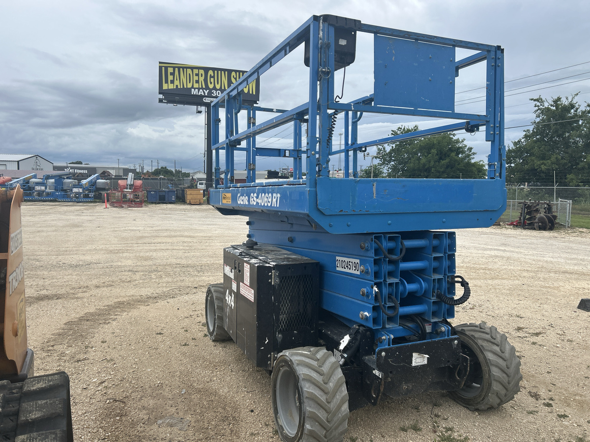 2018 Genie GS-4069 RT-3