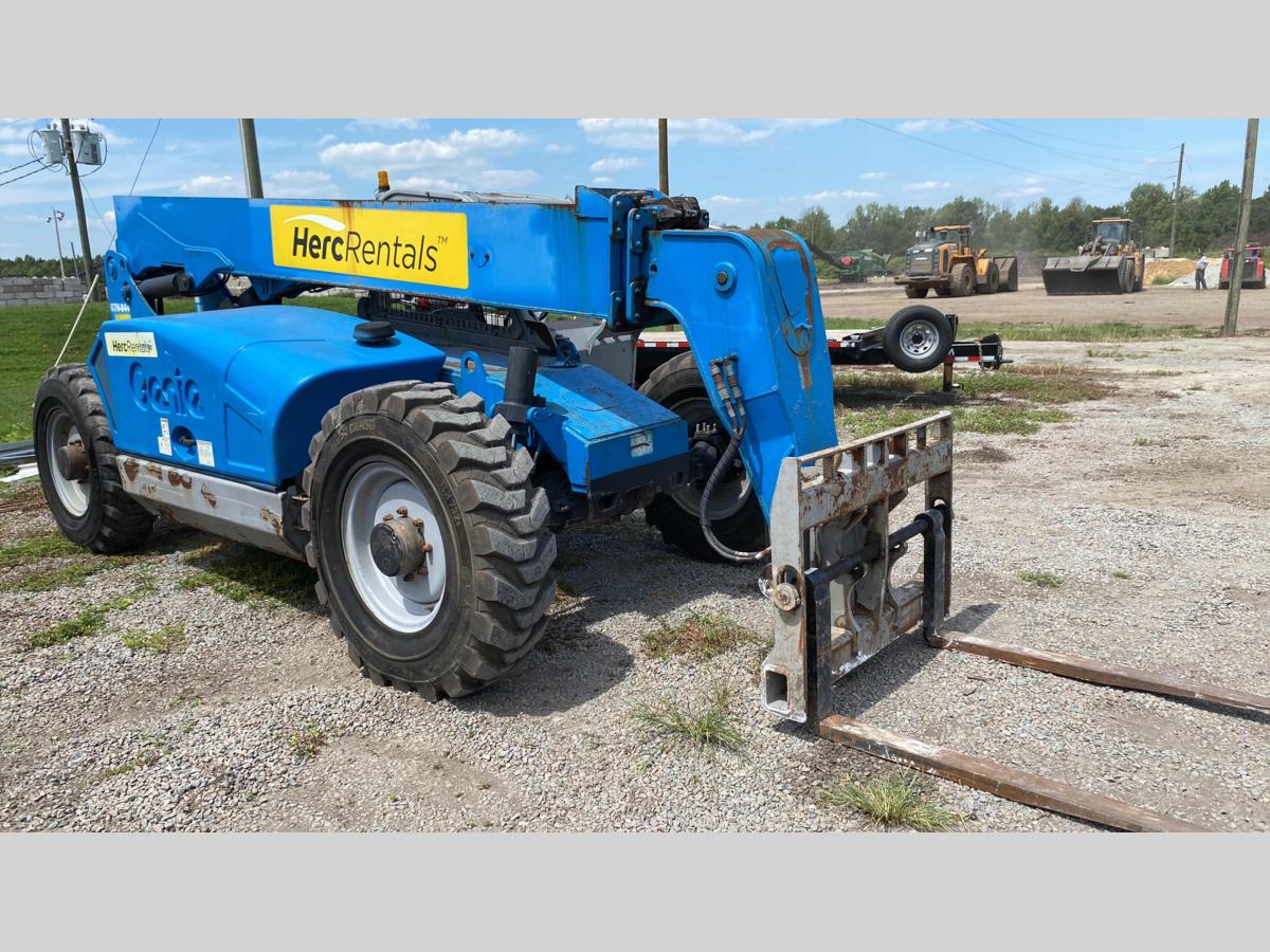 2014 Genie GTH 844