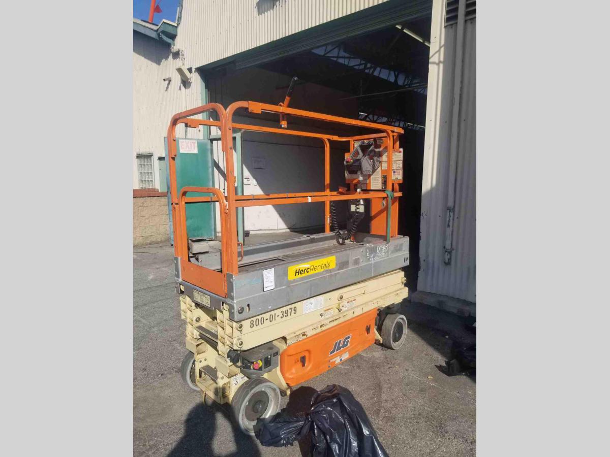 2014 JLG 1930ES-10