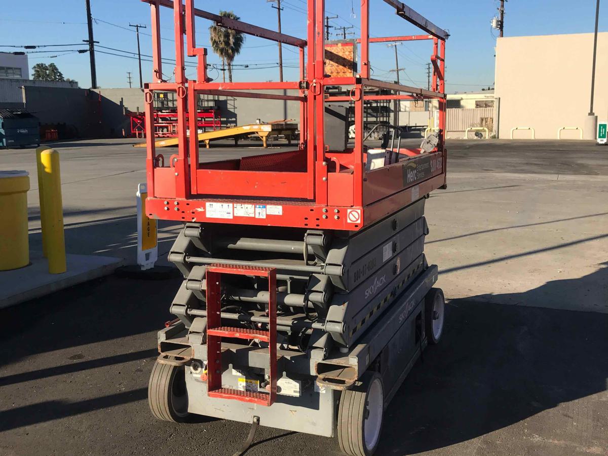 2015 Skyjack SJ4632