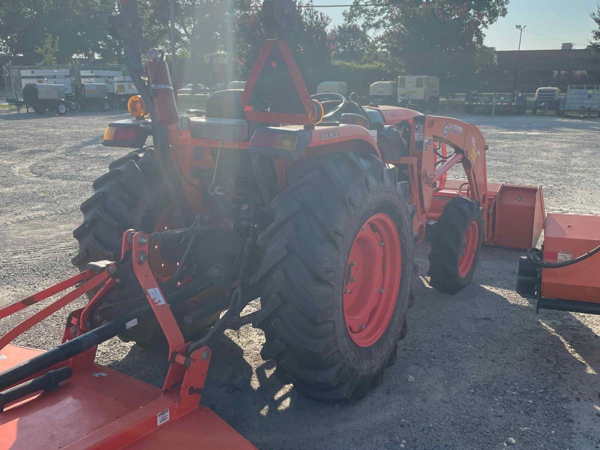 2017 Kubota L4701