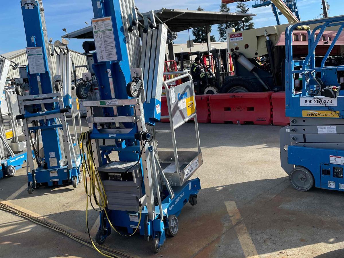 2019 Genie AWP-36S-3