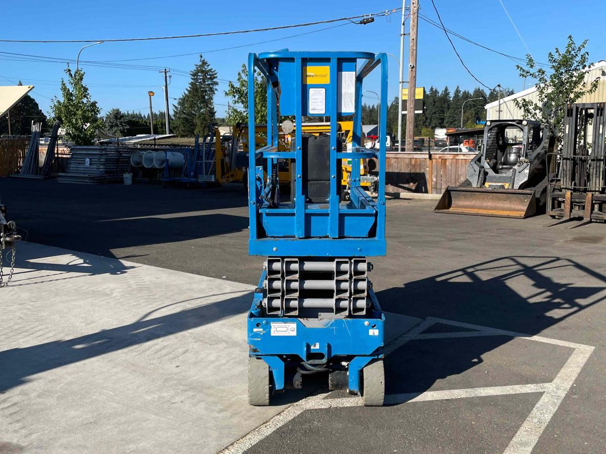 2017 Genie GS-1930