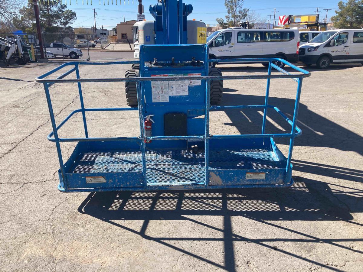 2012 Genie Z-60/34