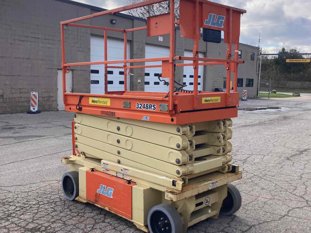 2016 JLG 3248RS