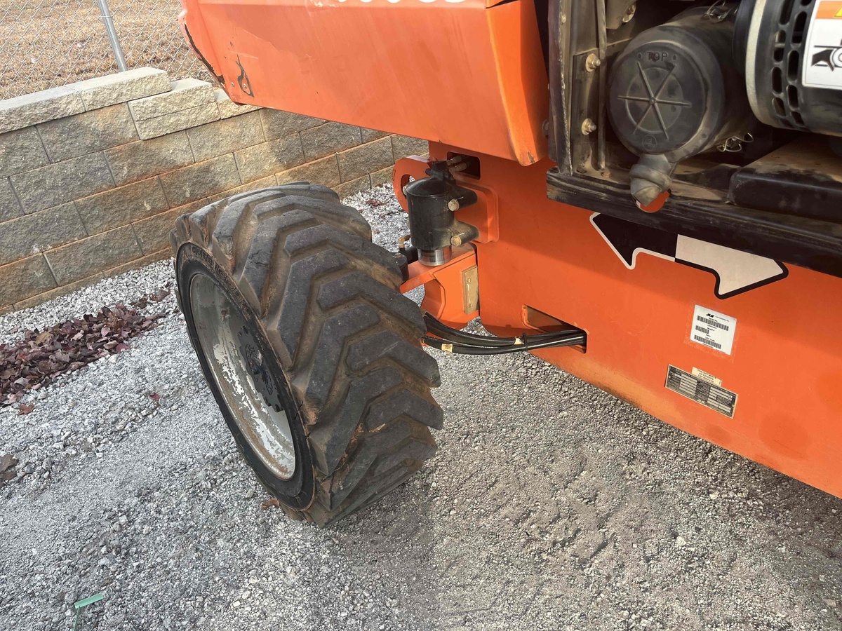 2018 JLG 860SJ-15