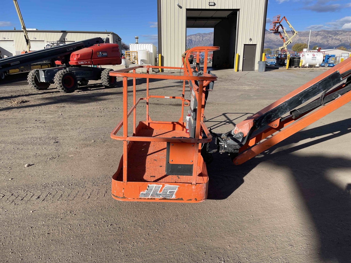 2018 JLG 460SJ-7