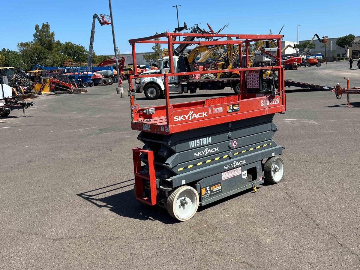 2016 Skyjack SJ3226
