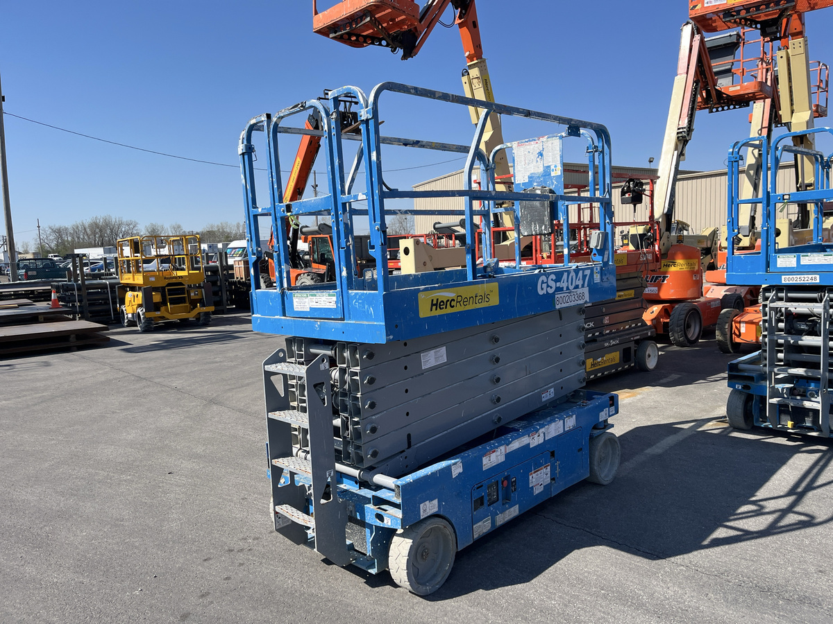 2018 Genie GS-4047-2