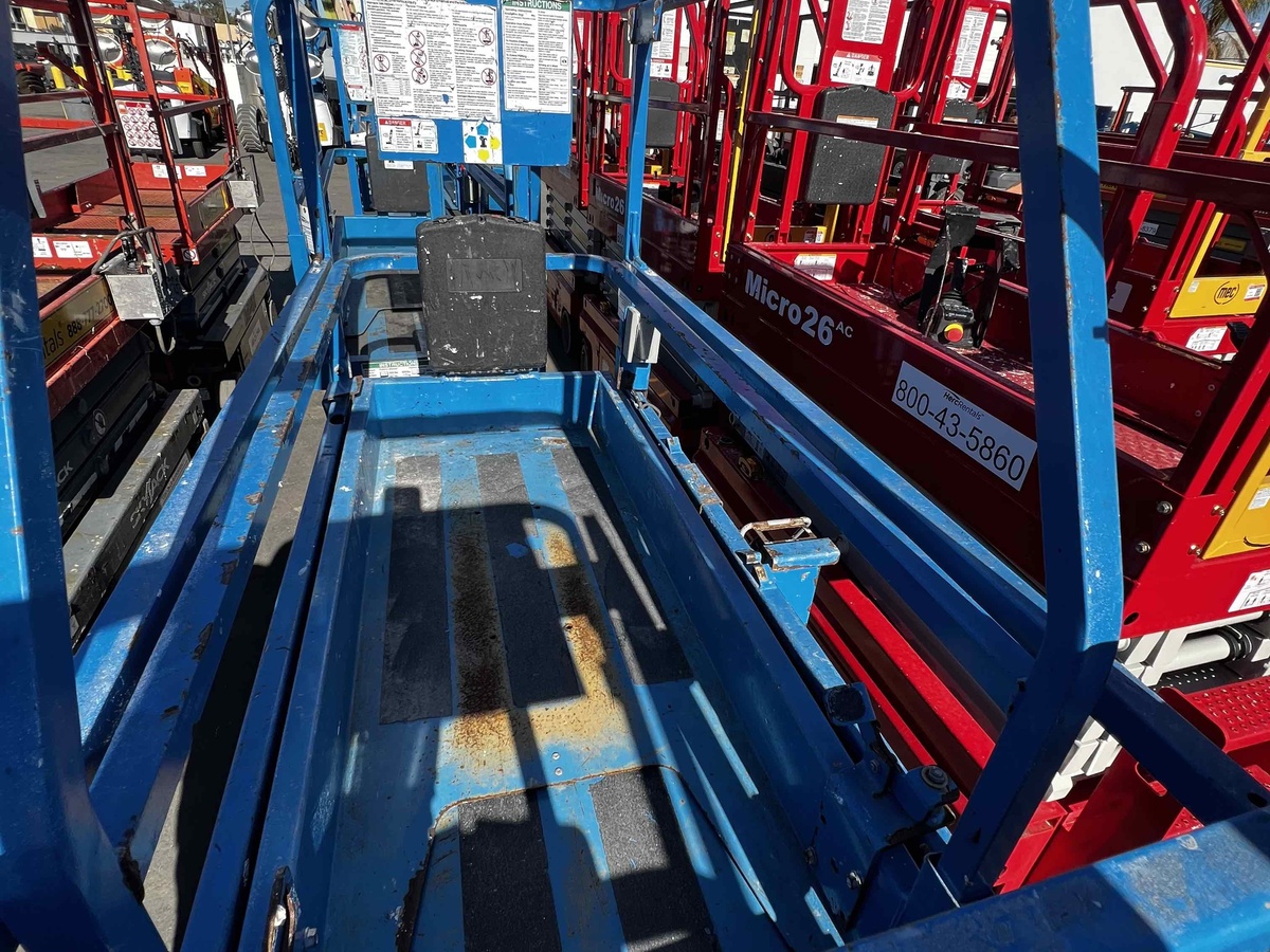 2019 Genie GS-1930