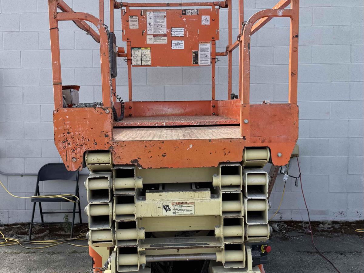 2017 JLG 3246ES-2