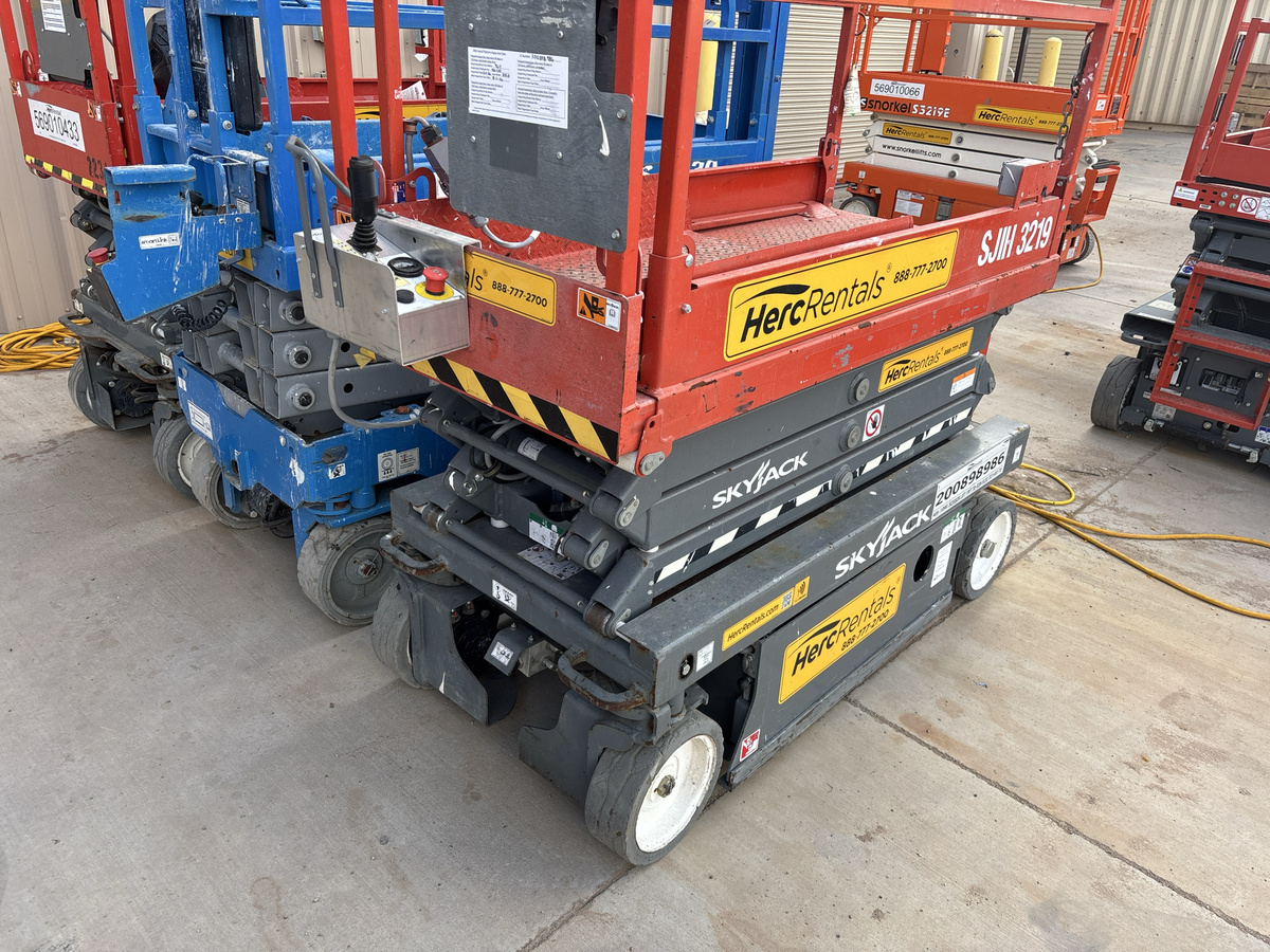 2019 Skyjack SJ3219-4