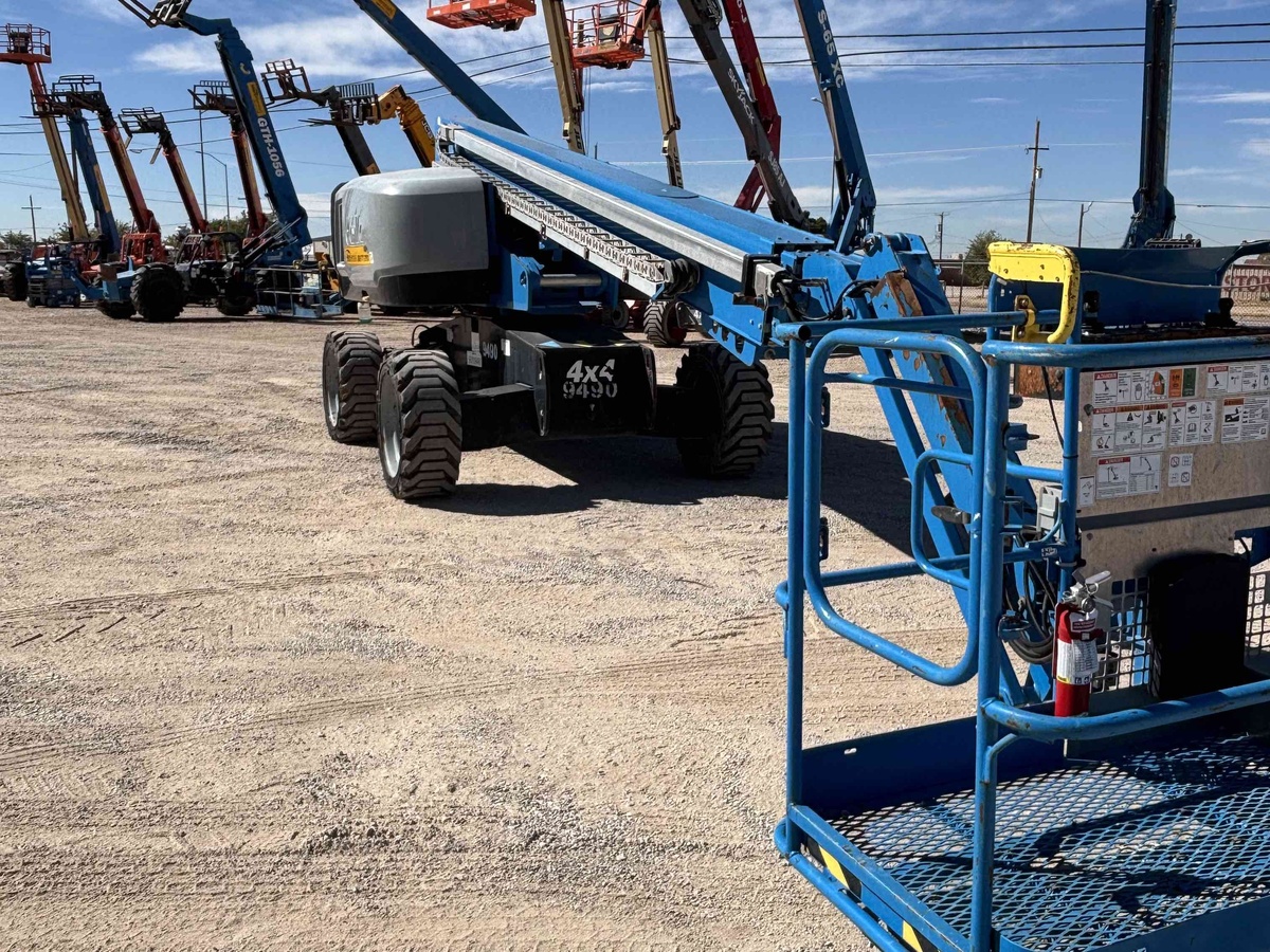 2018 Genie S-65
