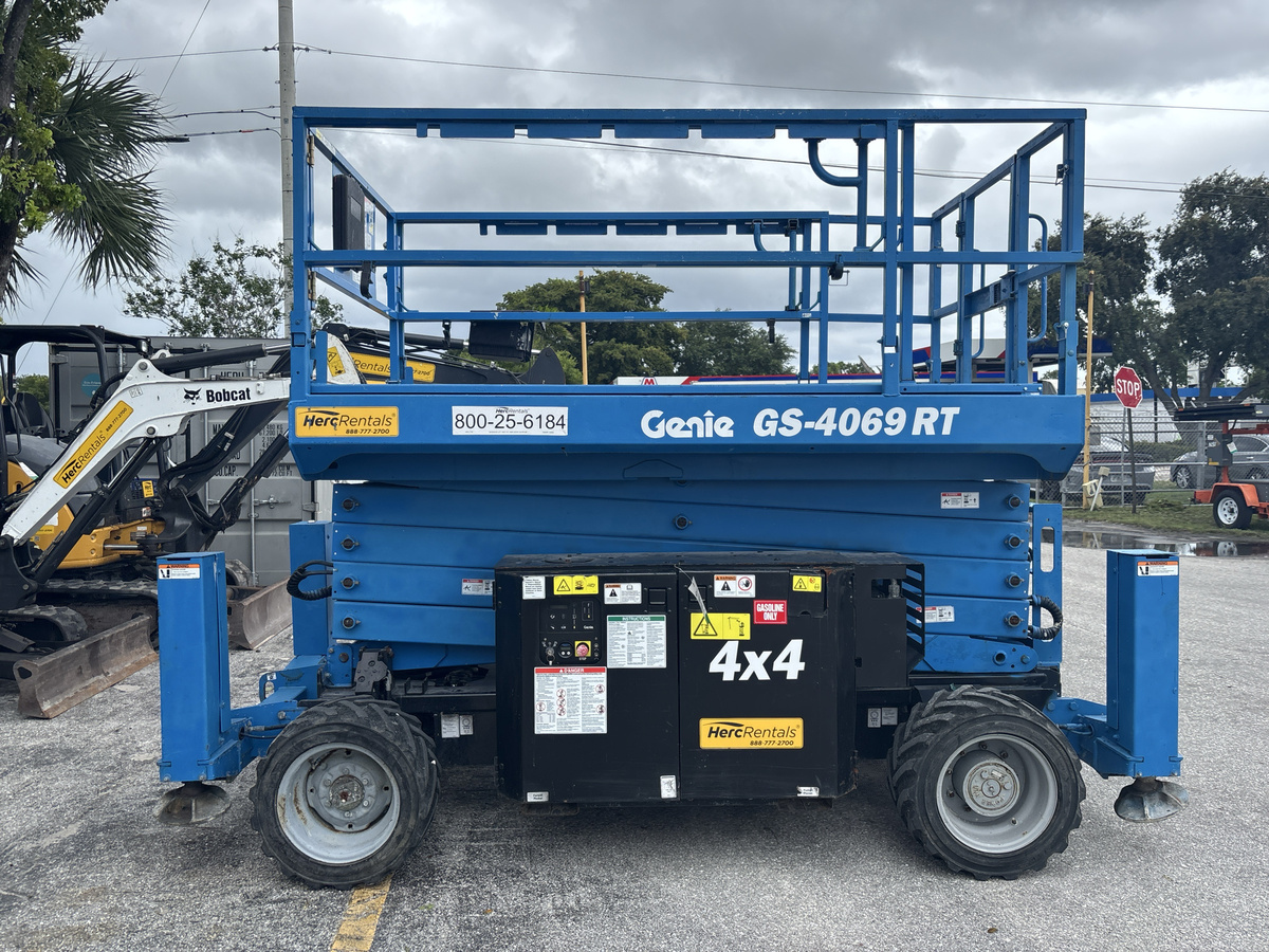 2019 Genie GS-4069 RT-4