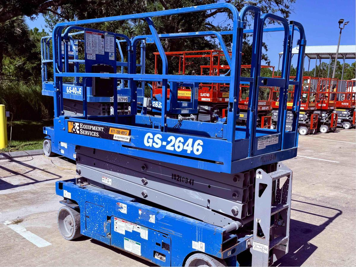 2017 Genie GS-2646