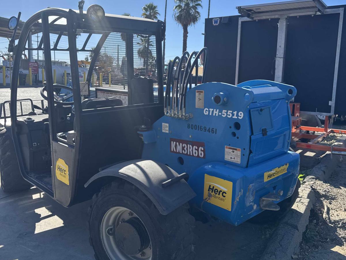 2017 Genie GTH-5519