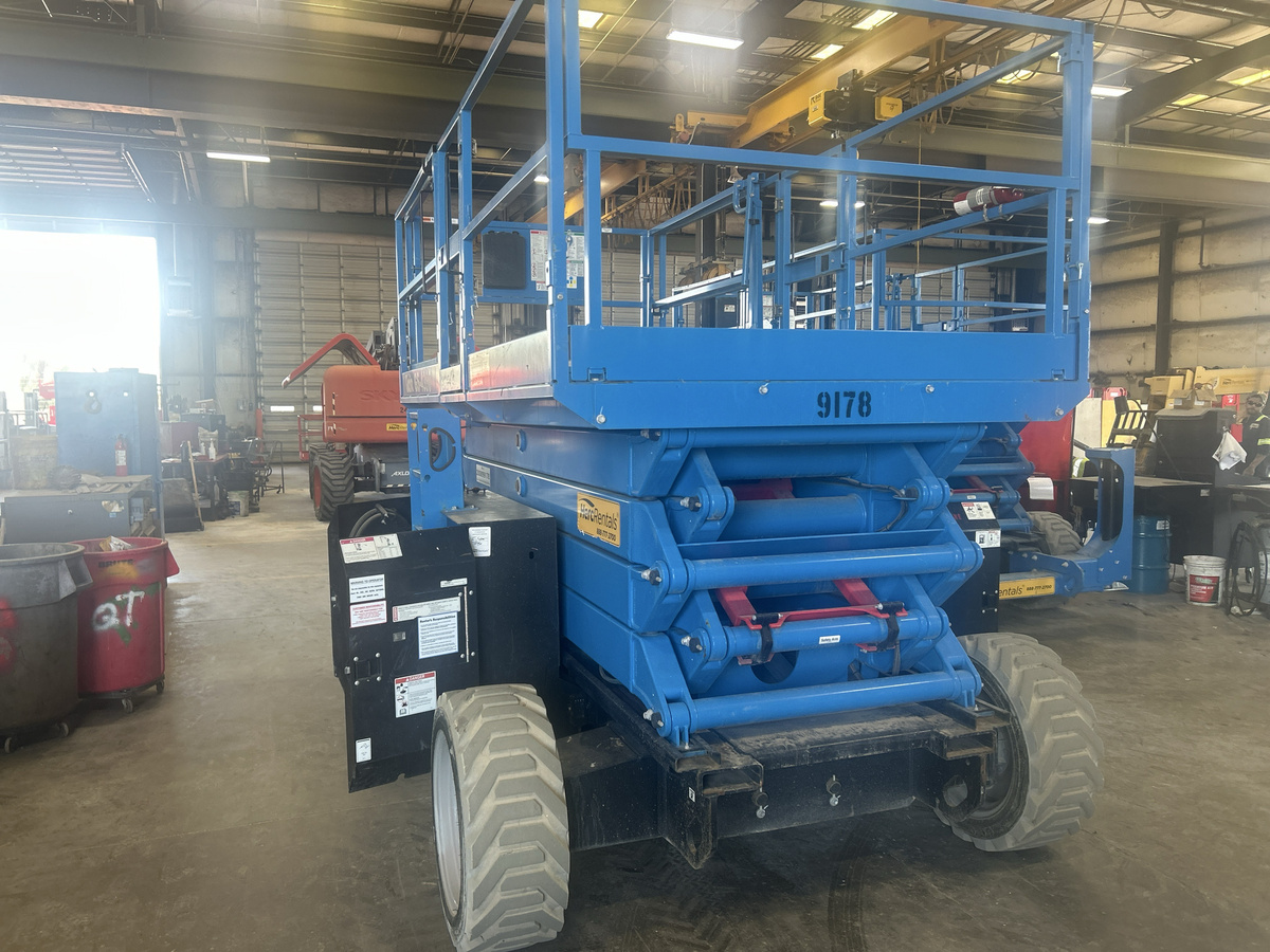 2019 Genie GS-4390 RT-3