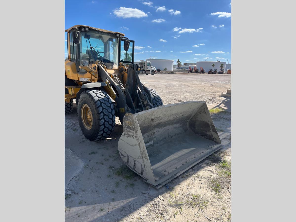 2019 Volvo L70H