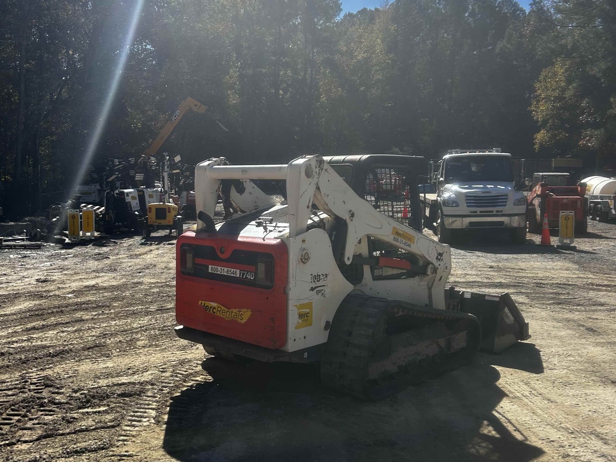 2021 Bobcat T740-2