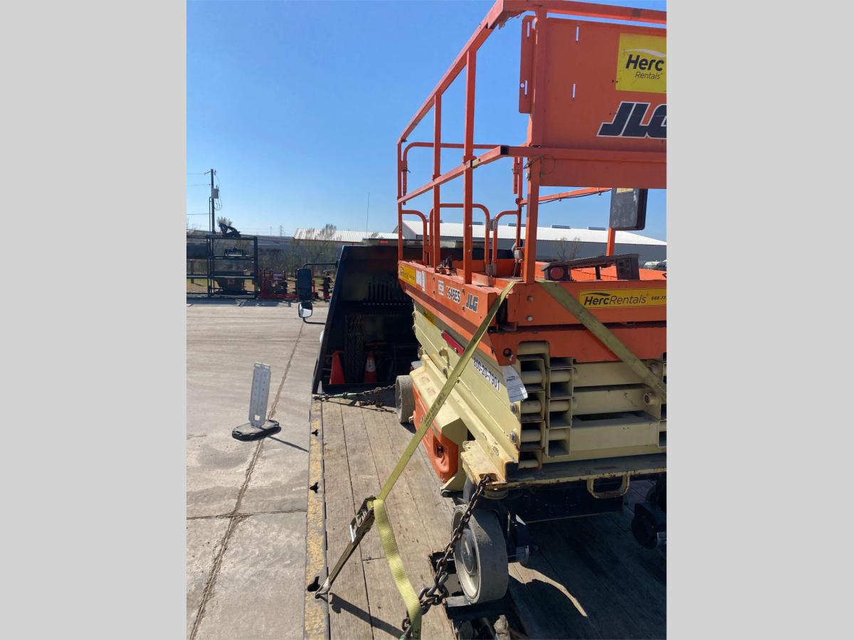 2018 JLG 2646ES