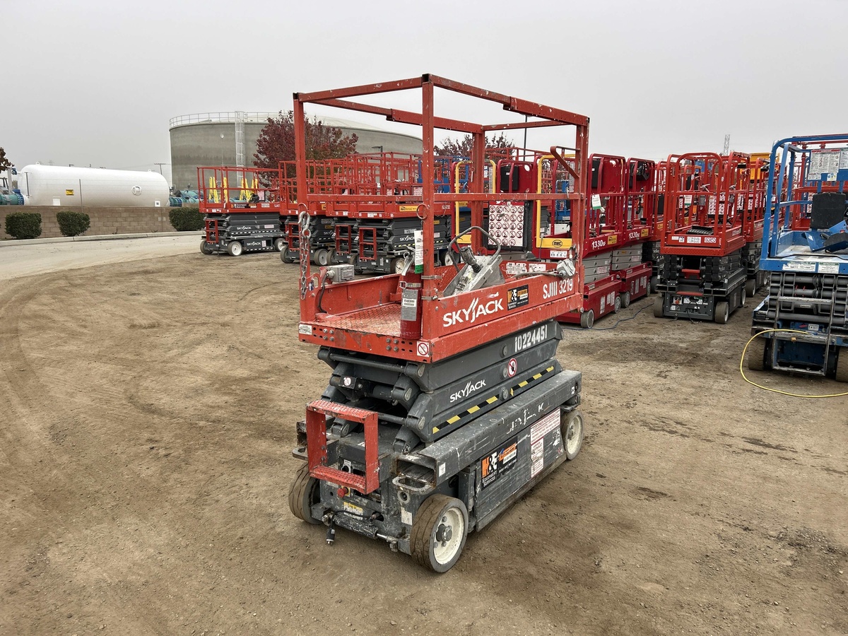 2017 Skyjack SJ3219