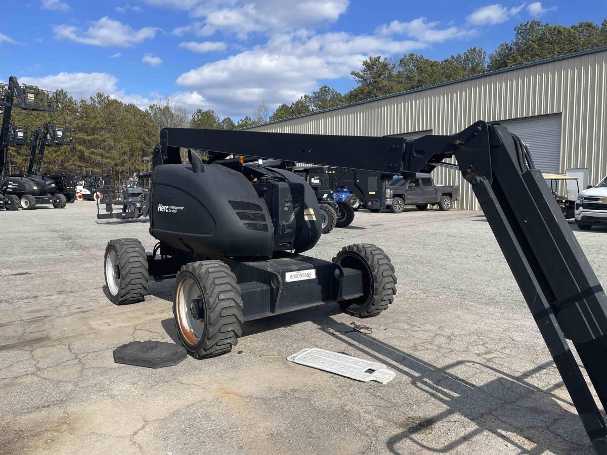 2016 JLG 600AJ