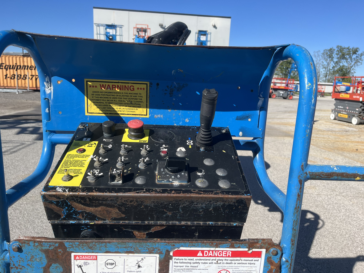2013 Genie Z-30/20N RJ-3