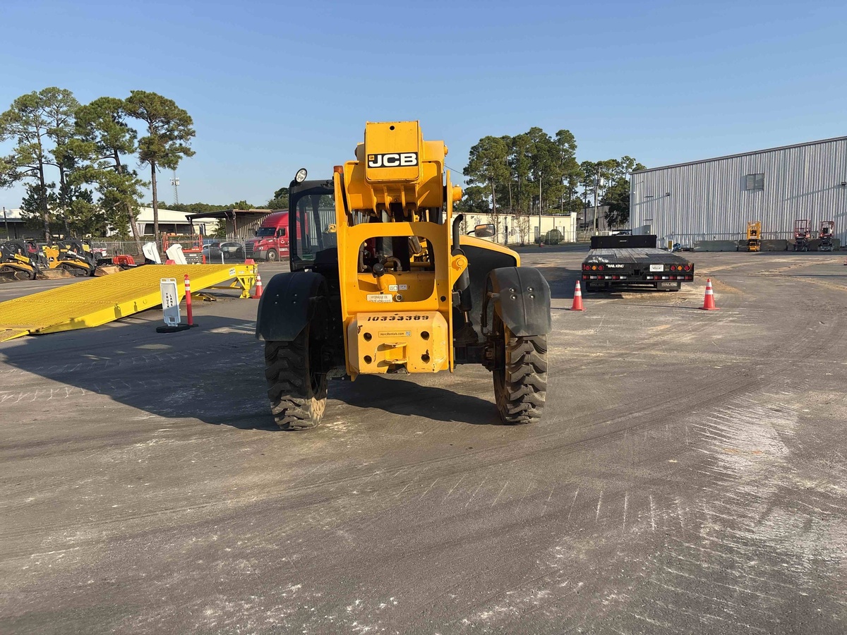 2021 JCB 507-42-4