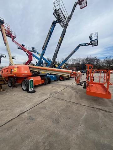 2019 JLG 600S