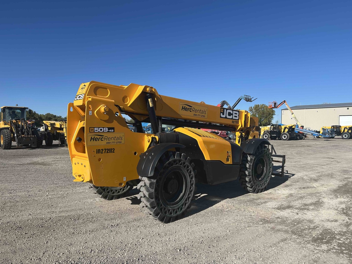 2019 JCB 509-42-4