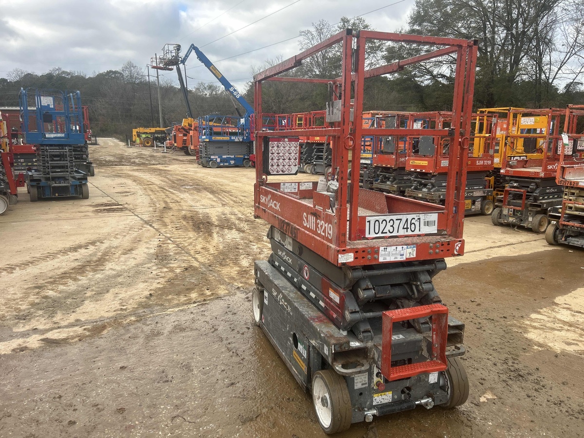 2018 Skyjack SJ3219-13