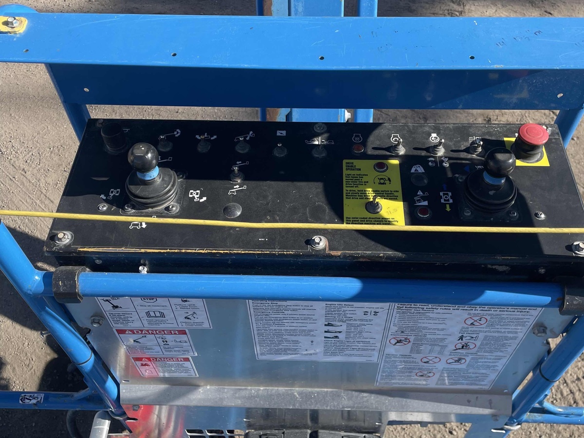 2018 Genie S-45-8